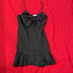 Alice + Olivia NWOT Black Mini Dress with Bow Detail and ruffle